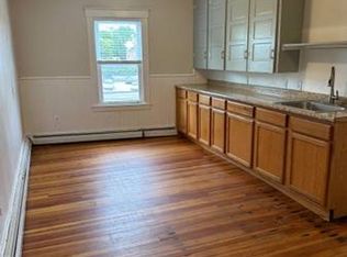 3 Clifford St, Biddeford, ME 04005