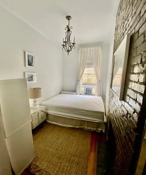 105 Christopher St #1A — Photo 3