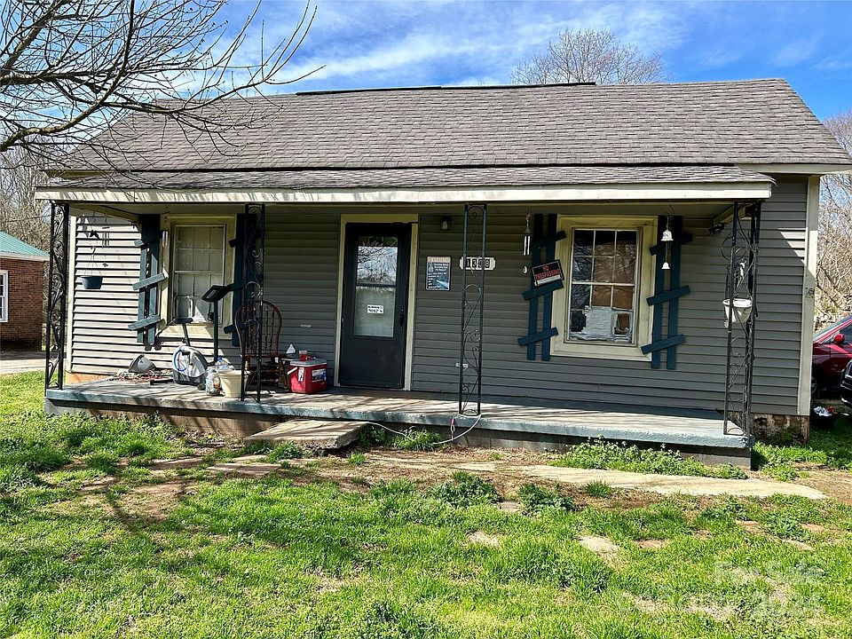 2nd image of 1308 S Morgan St