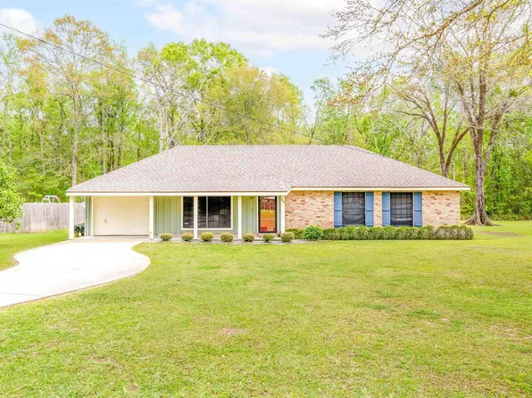 104 Flamingo Rd, Morgan City, LA 70380