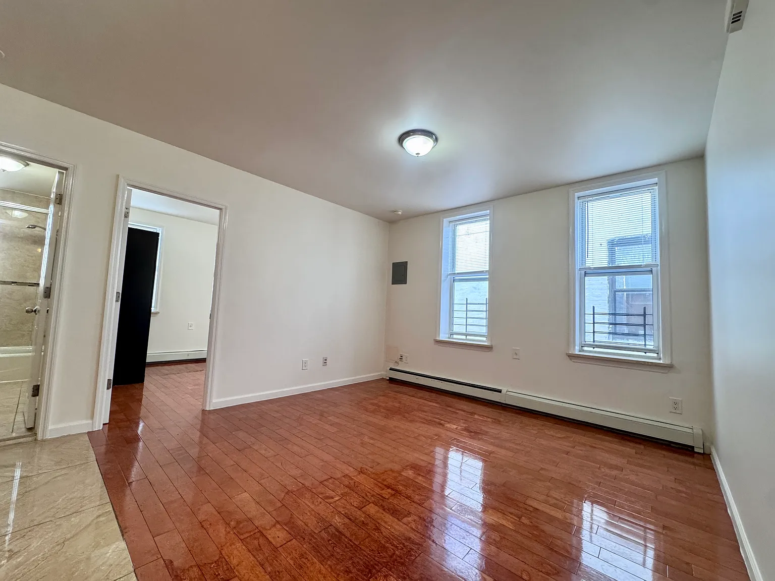 2 bed, $2,000 — Photo 3
