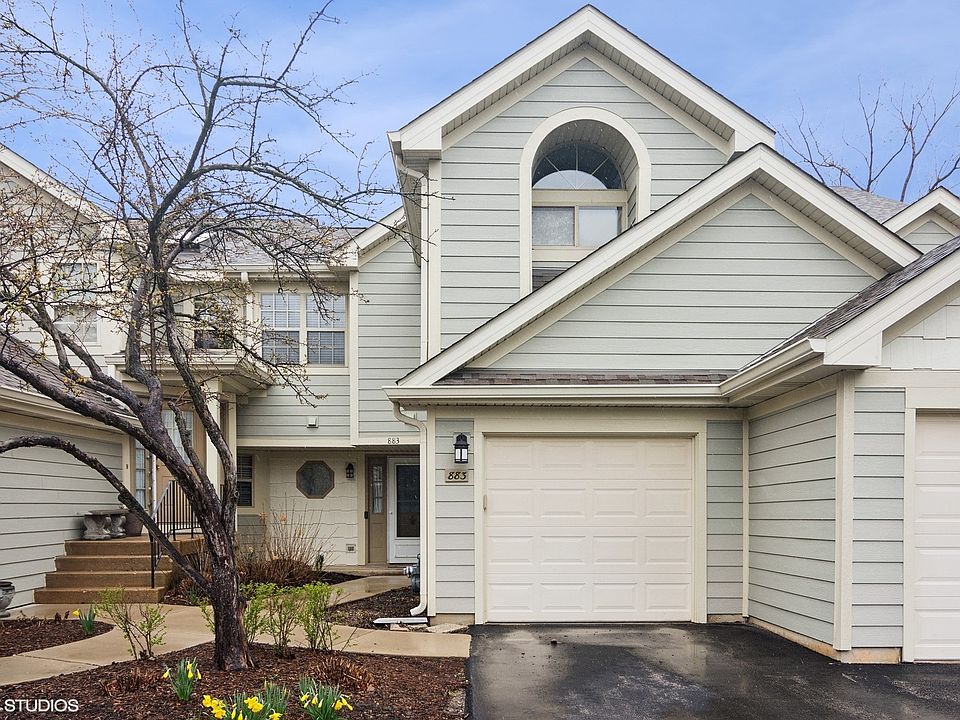 1st image of 883 N Hamilton Ct