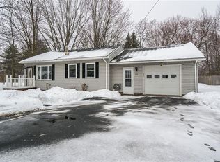 7112 N Manlius Rd, Kirkville, NY 13082