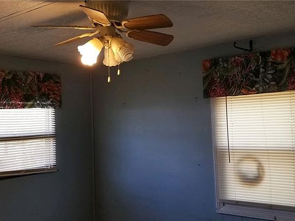 5th image of 245 Manton St Trlr 216