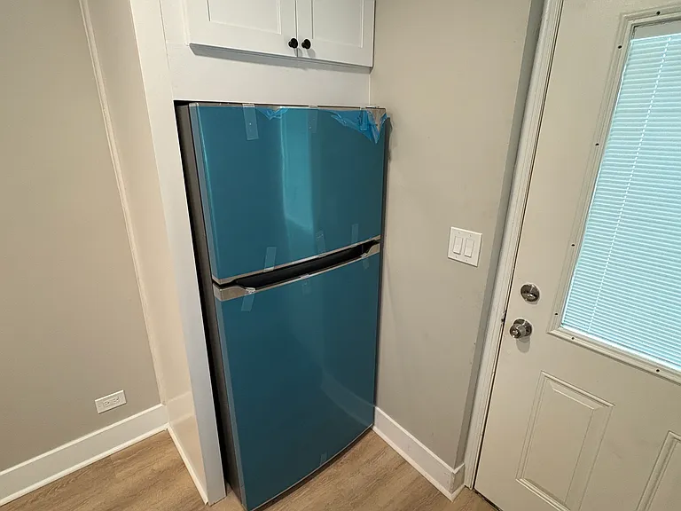 3327 W Elm St #C — Photo 3