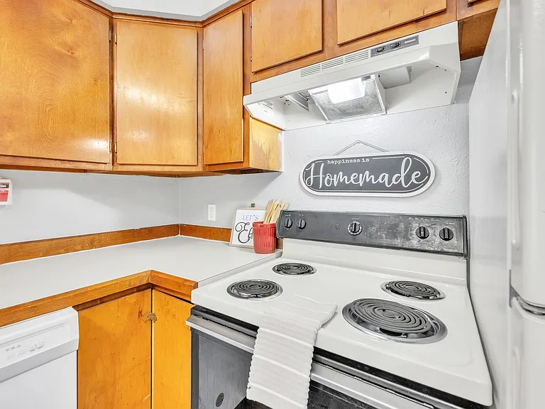 The Woods Apartments — Photo 20