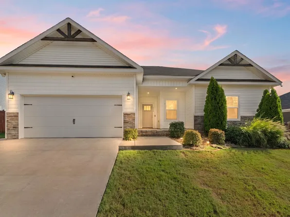 313 Kings Ranch Dr, Benton, AR 72015