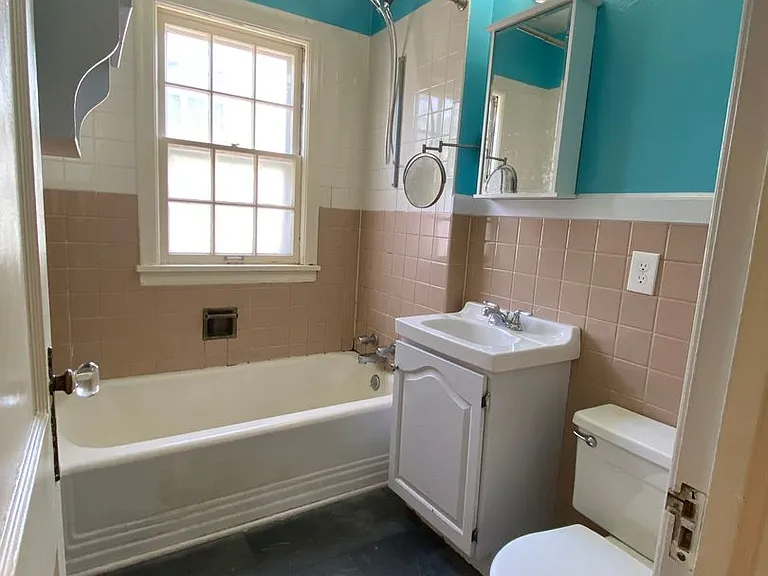 1825 Fairchild Ave — Photo 5