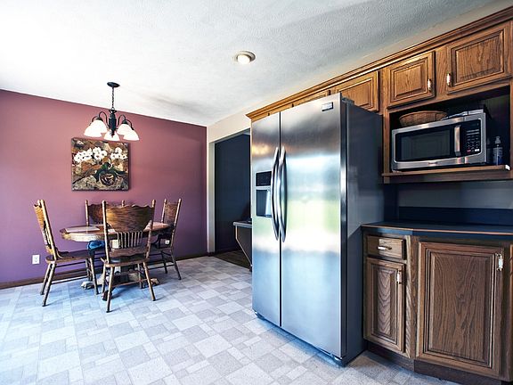 5th image of 58030 Diener Dr