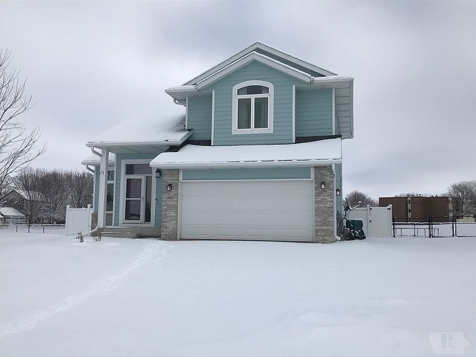 1st image of 402 Pine Brooke Dr