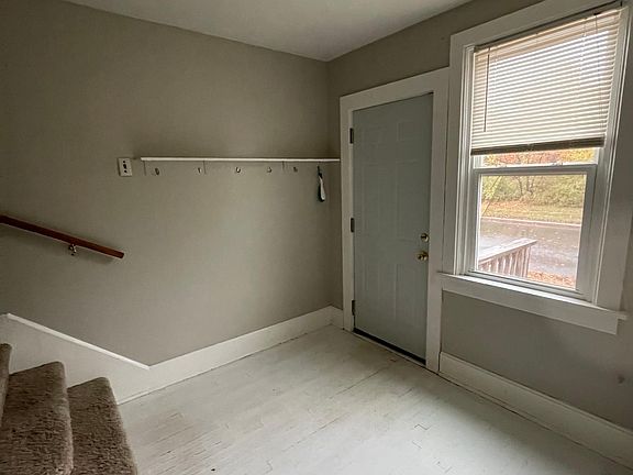 3rd image of 317 N Brown Ave