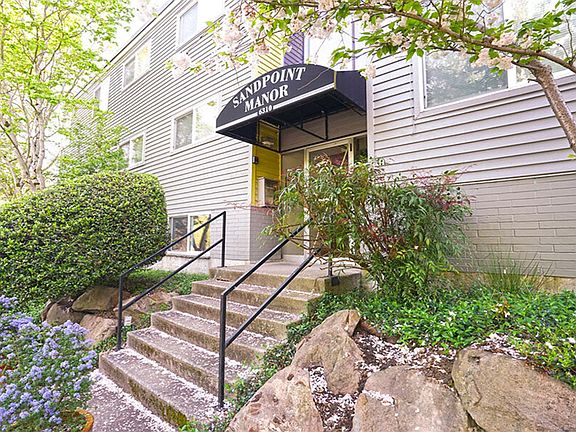 2nd image of 6310 60th Ave NE APT 5