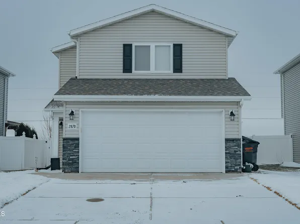 2870 Finley St, Bismarck, ND 58504