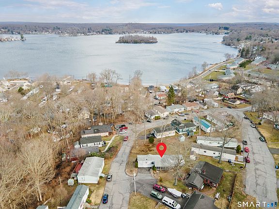 2nd image of 55 Mountainview Road