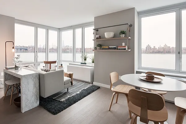 Rented by MNS | media 2