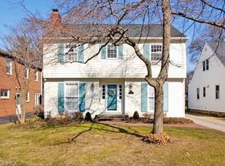 1047 Homeland Dr, Rocky River, OH 44116