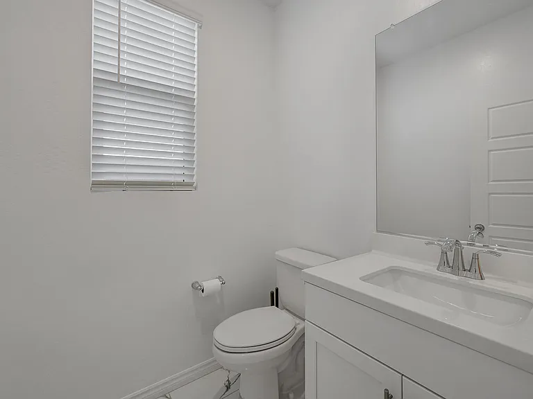 293 Mount Langley St — Photo 20