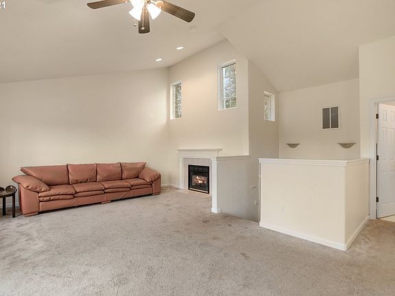 4th image of 13211 SW Summerwood Dr