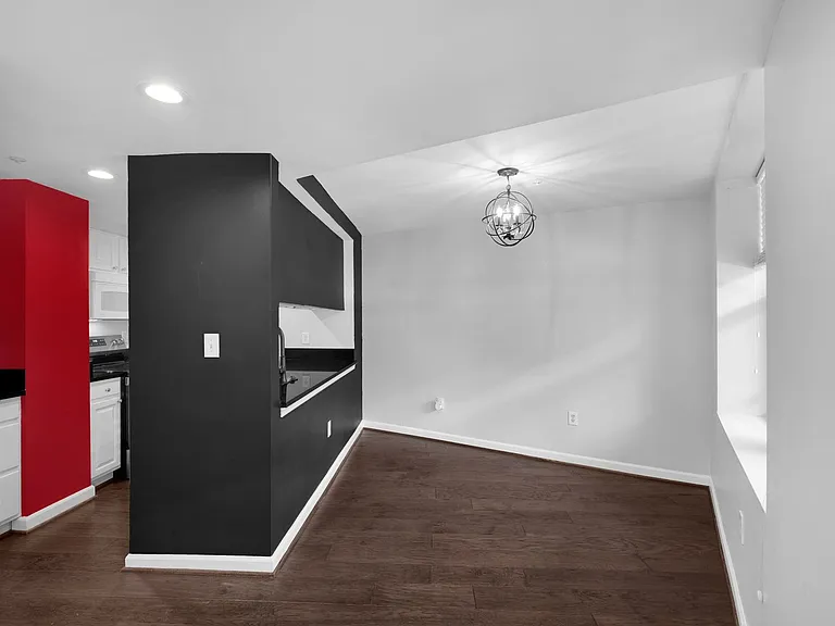 1801 Calvert St NW #G9 — Photo 6
