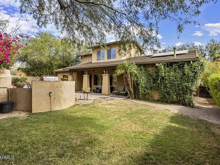9572 E Mountain Spring Rd — Photo 40
