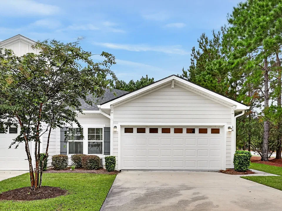 14 Lower Creek Dr