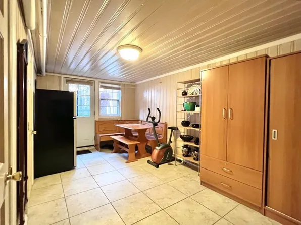 25-14 43rd Street image 18 of 23