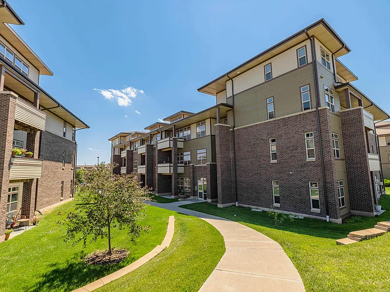 Brookside Apartments — Photo 44