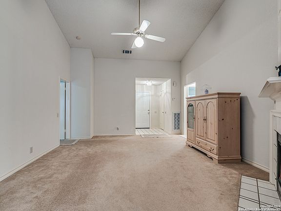 3rd image of 9238 TIFTON DR