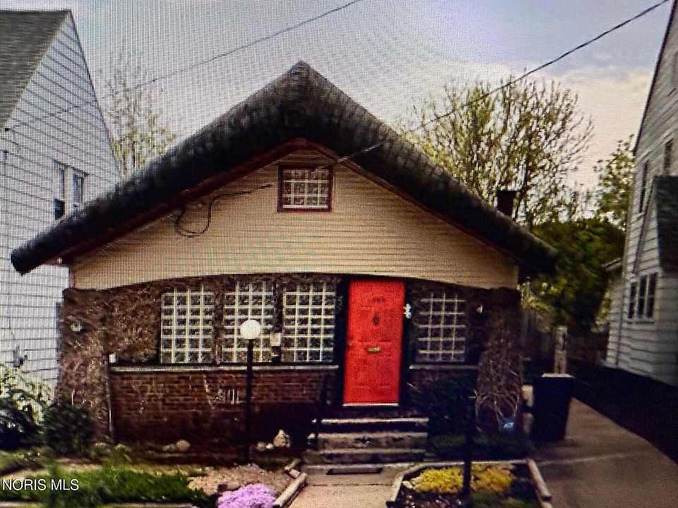1st image of 1935 Talbot St