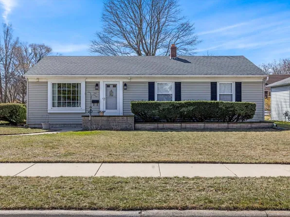 701 Elm AVENUE, South Milwaukee, WI 53172