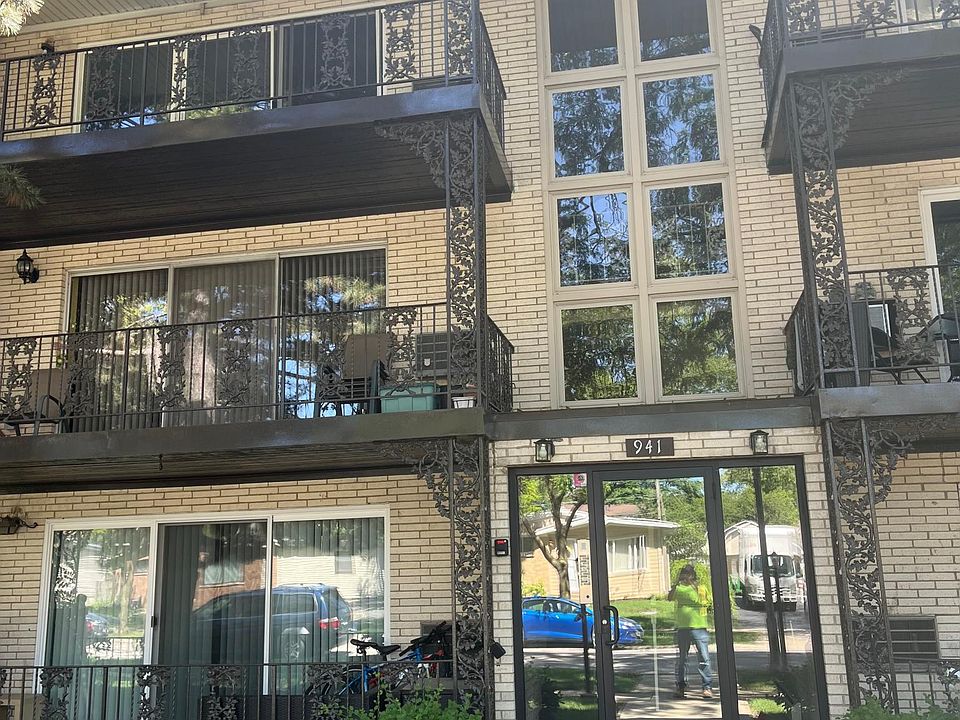 1st image of 941 8th Ave APT 11