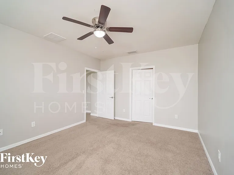 1627 SW 25th Ln — Photo 8