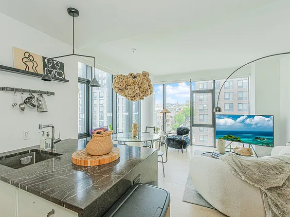 554 4th Ave #7B, Brooklyn, NY 11215