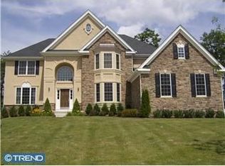 42 Foxcroft Way, Mount Laurel, NJ 08054