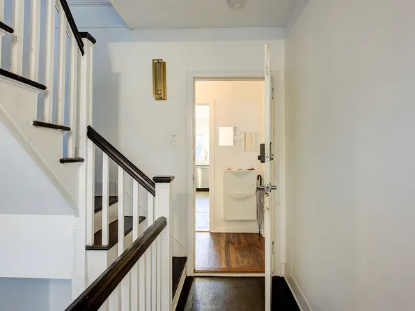 111-30 77th Road image 2 of 20