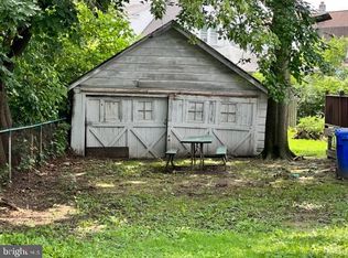 44 Lee St, Riverside, NJ 08075