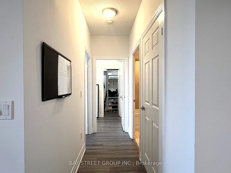 35 Balmuto St #2202 — Photo 17