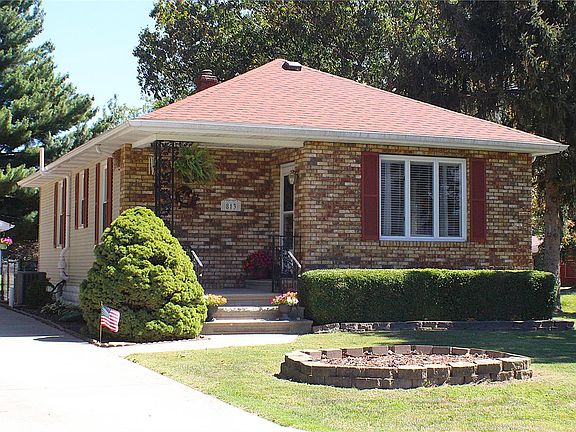 2nd image of 813 N Francis St