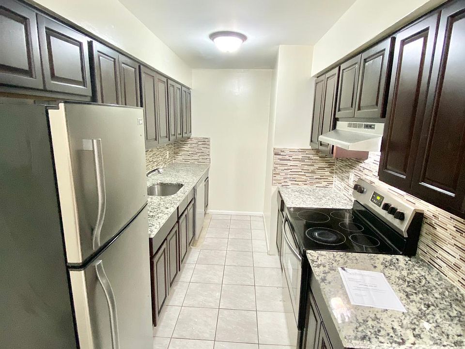 1st image of 451 Highland Ave #A6