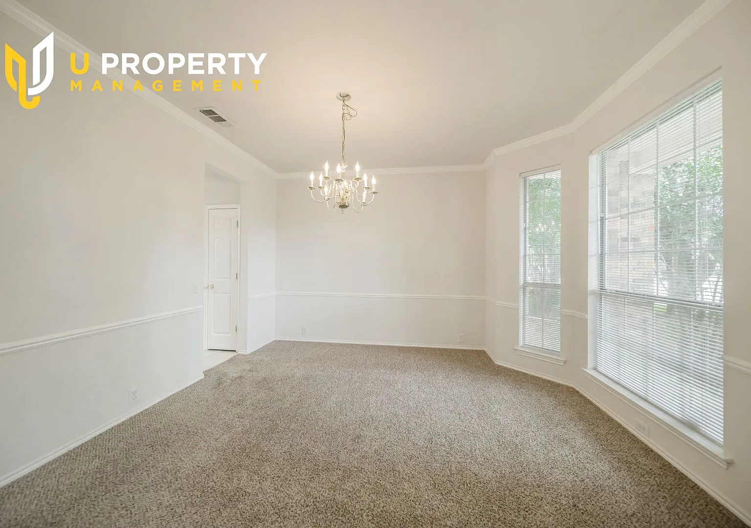 Spacious Home in Plano ISD — Photo 3