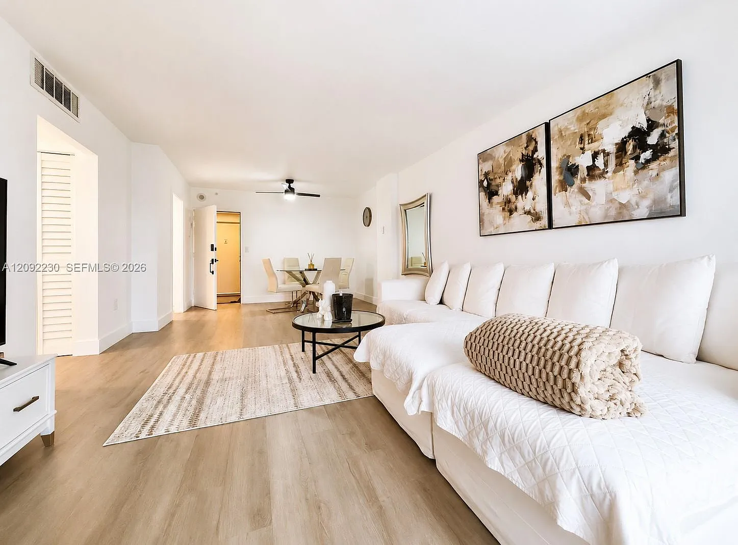 Coastal Towers Condo — Photo 1
