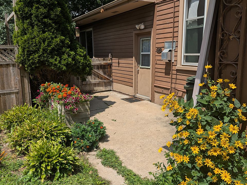 This is the private entrance for tenant, no shared space. This is a duplex, landlord lives in other unit.