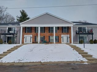 5031 N Lakeside Pl #L-106, Peoria Heights, IL
