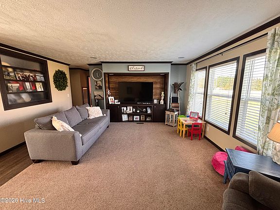 4th image of 1100 Ozzie Road