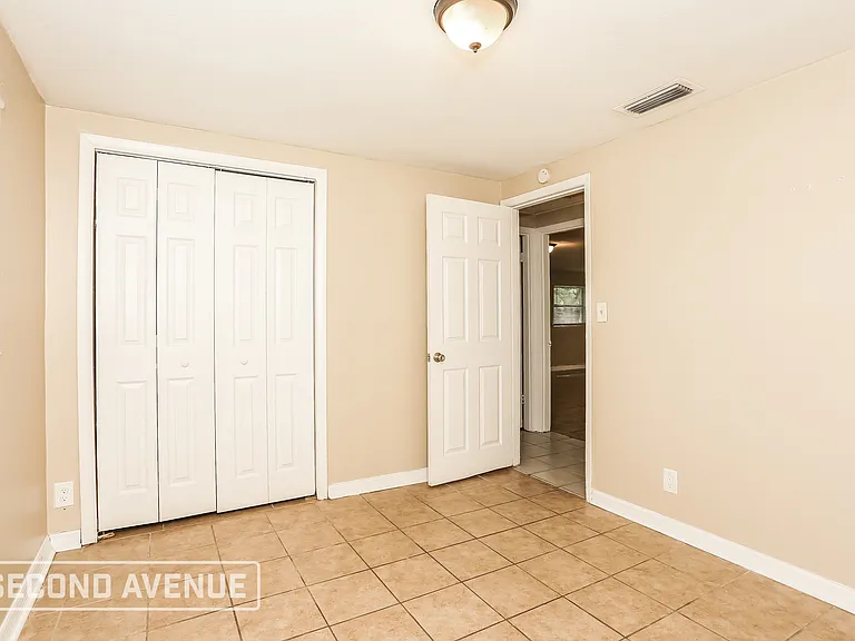 7938 Lake Park Ct — Photo 16