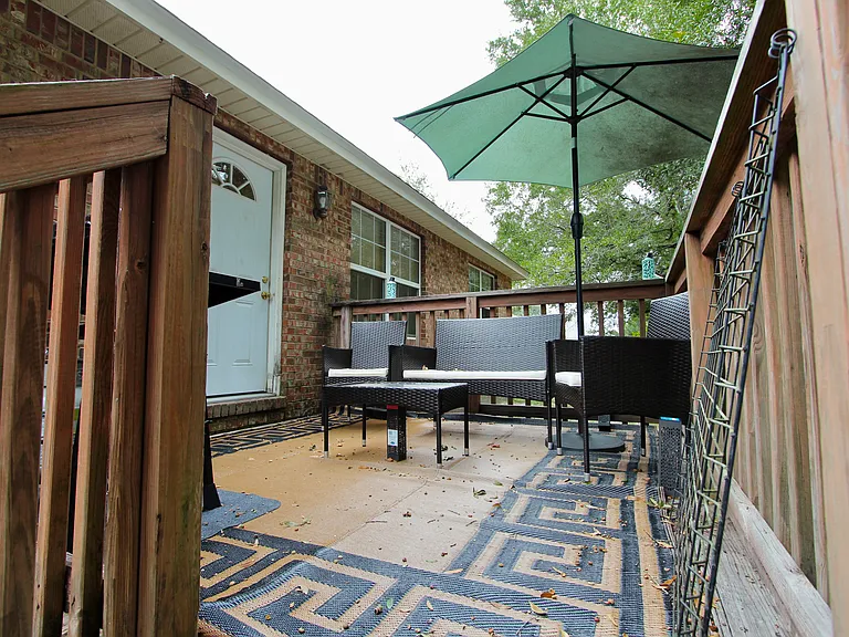 220 Tiffot Ct — Photo 22
