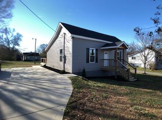 12 Prospect St, Piedmont, SC 29673