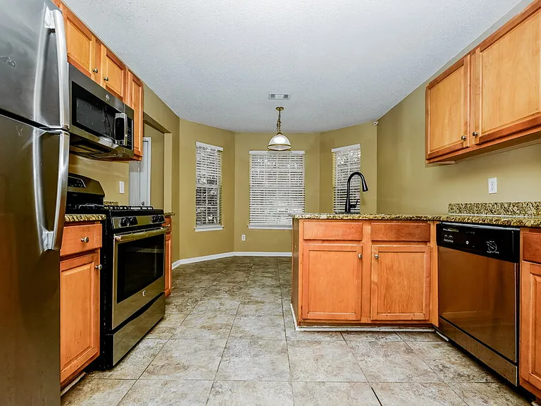 7256 Teakwood Pl — Photo 5