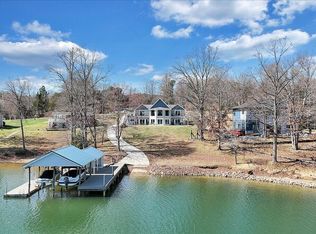 312 Spring Dr, Huddleston, VA 24104