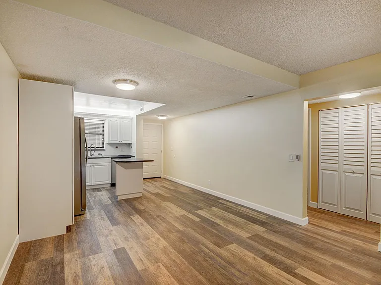 890 N Federal Hwy #103 — Photo 12
